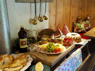 Bild 32 aus  Schloif Troadkastn