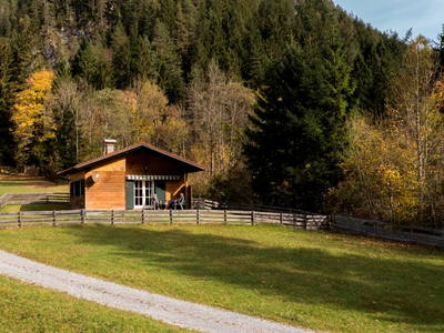 Bild 2 aus  Jagdhaus Renate