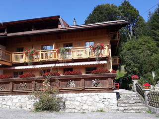 Bio-Arche-Bauernhof Waldesruh aus Tannheim