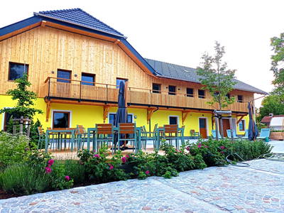 Bild 2 aus  Biokräuterei Mathiasnhof