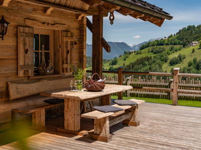 Bild 2 aus  Die Chalet Alm