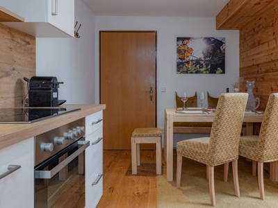 Bild 74 aus  Pleschinhof