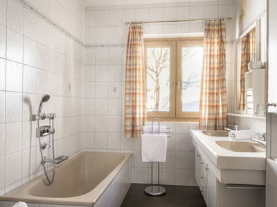 Bild 24 aus  Schaidreithof