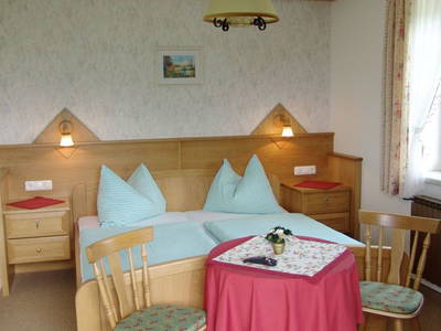 Bild 37 aus  Bruderhof