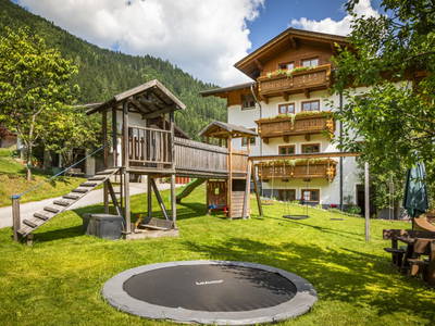 Bild 6 aus  Hinterhub