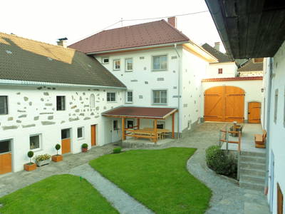 Bild 2 aus  Fuchsnhof