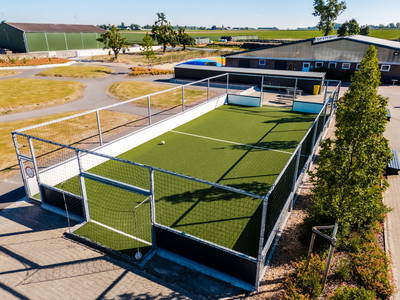 Outdoor-Fußballfeld