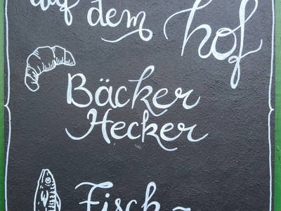 Regionale Angebote auf dem Hofplatz