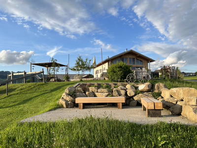 Bild 2 aus  Nahturhof