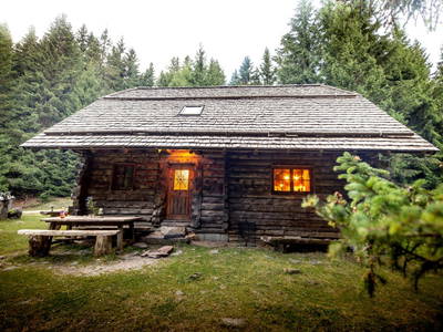 Bild 2 aus  Bischofhütten