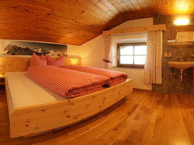 Zimmer 1 Ferienwohnung Bergfrieden