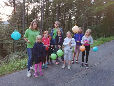 Kids Action Lampion Wanderung