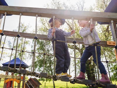 Bild 17 aus  Familienparadies auf Fehmarn - Bauernhofurlaub mit Tieren, viel Platz zum Spielen & Ostseenähe