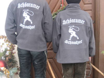 Die "Schnalzer" im Dorf sollen den Winter vertreiben.