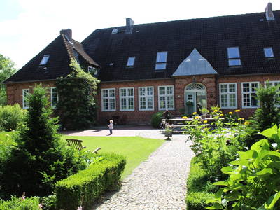 Bild 32 aus  Alter Bahnhof Vaale