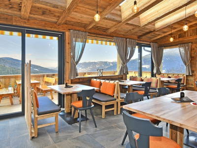 Bild 6 aus  Ban Rutzner (CIN Codex IT021011B5TZ9IFGUO)