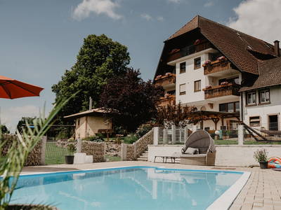 Bild 2 aus  Stabhalterhof