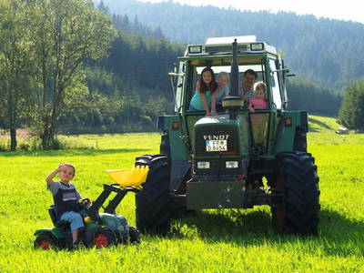 Traktorfahrt für klein und groß