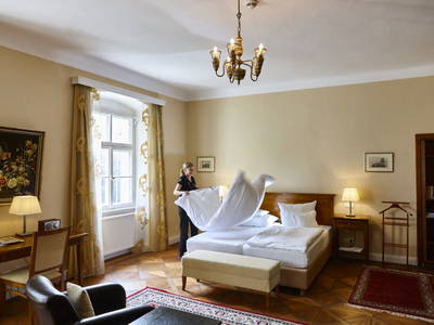 Bild 9 aus  Schloss Burgellern