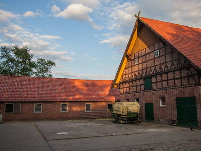 Bild 5 aus  Imkershof