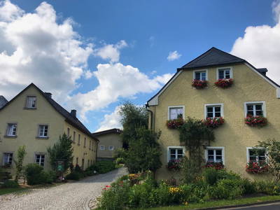 Bild 2 aus  Georgihof