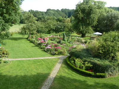 Bild 4 aus  Bio-Wildhof in Alleinlage mit  Boot