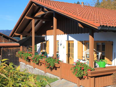 Chalet im Sommer