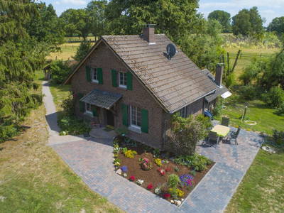 Bild 3 aus  Uttas Lodge