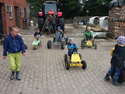 Bild 15 aus  Eschenhof