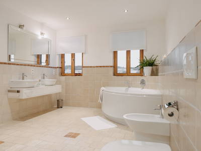 Bild 6 aus  Mika Hof 360m² Freiraum im Alleinlage mit Terrasse und Bergblick