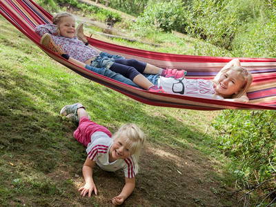 Relaxen am hofeigenen Forellenteich