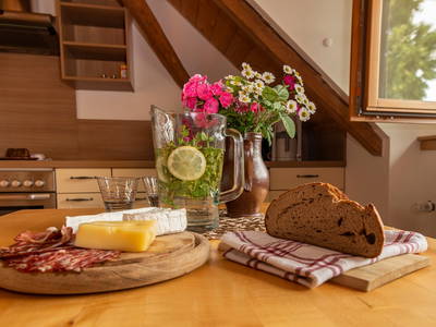 Jause am Bauernhof Gründinger