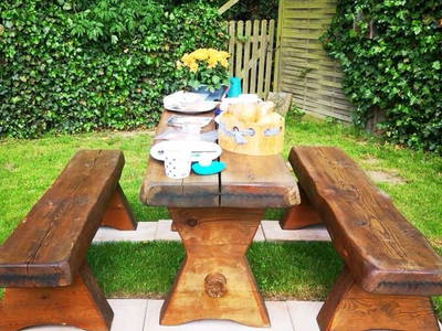 Frühstück im Garten