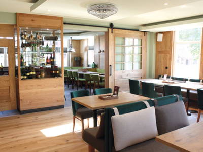 Bild 3 aus  Hotel*** "Zum großen Krug" & Ferienhäuser