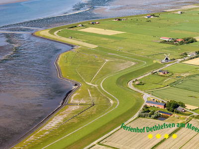 Ferienhof Dethlefsen mit direktem Zugang zum Deich und zur Nordsee. Erholung pur.