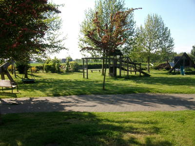 Spielplatz von der Remise aus
