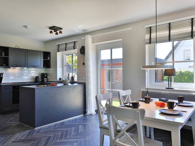 offene Küche mit Essbereich