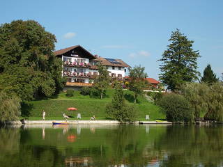 Karlshof aus Seeon-Seebruck