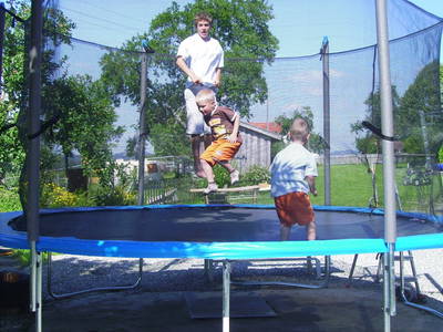 Trampolin auf unserem Spielplatz