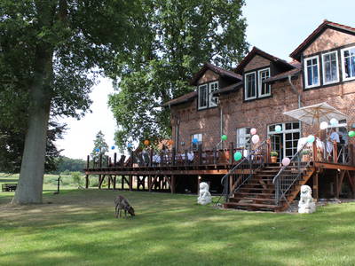 Bild 32 aus  Resort Gut Settin am See - Ferienhäuser -  Hochzeiten  - Offsites - Veranstaltungen
