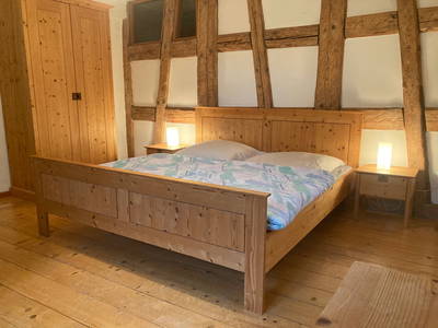 King Size Doppelbett, Vollholzmöbel