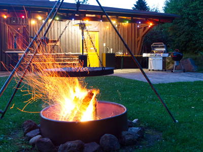 Lagerfeuer am Grillhaus