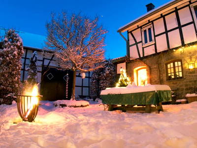 Winteridylle im Innenhof