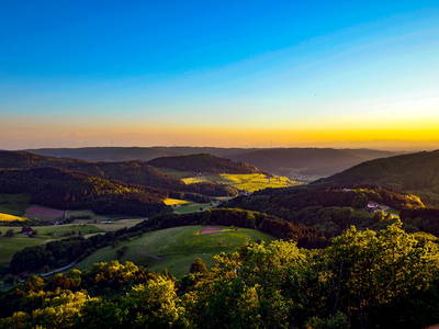 Blick über das Tal zum Haghof