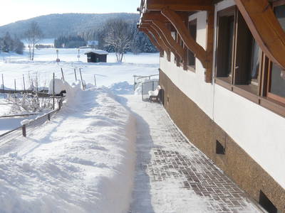 Unterhöfenhof versinkt im Schnee