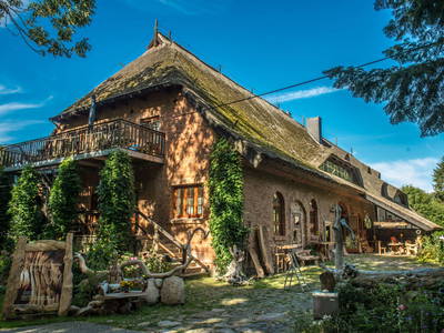 Bild 2 aus  Quellenhof