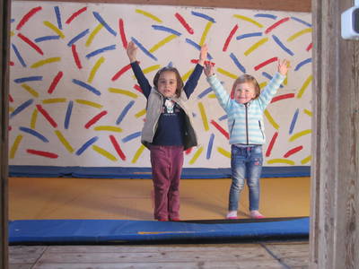 Trampolin in der Scheune