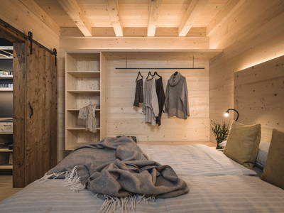 Schlafzimmer im Waldbauernhaus