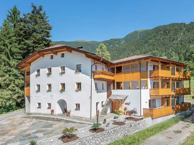 Bild 2 aus  Ban Rutzner (CIN Codex IT021011B5TZ9IFGUO)