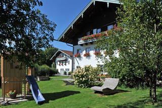 Ferienhof Moyer aus Höslwang